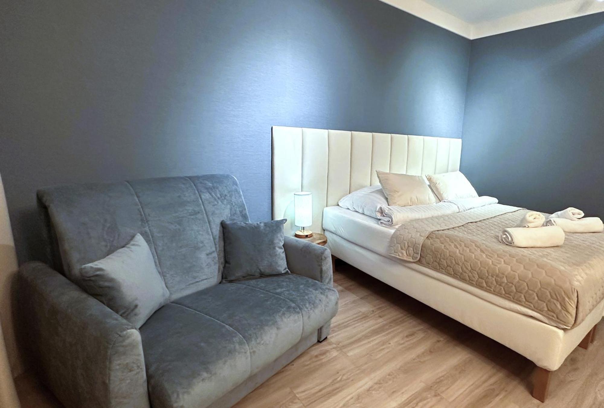 Coastal Comfort Apartament *